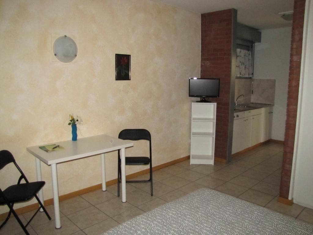 Residence Tell Chiasso Chambre photo