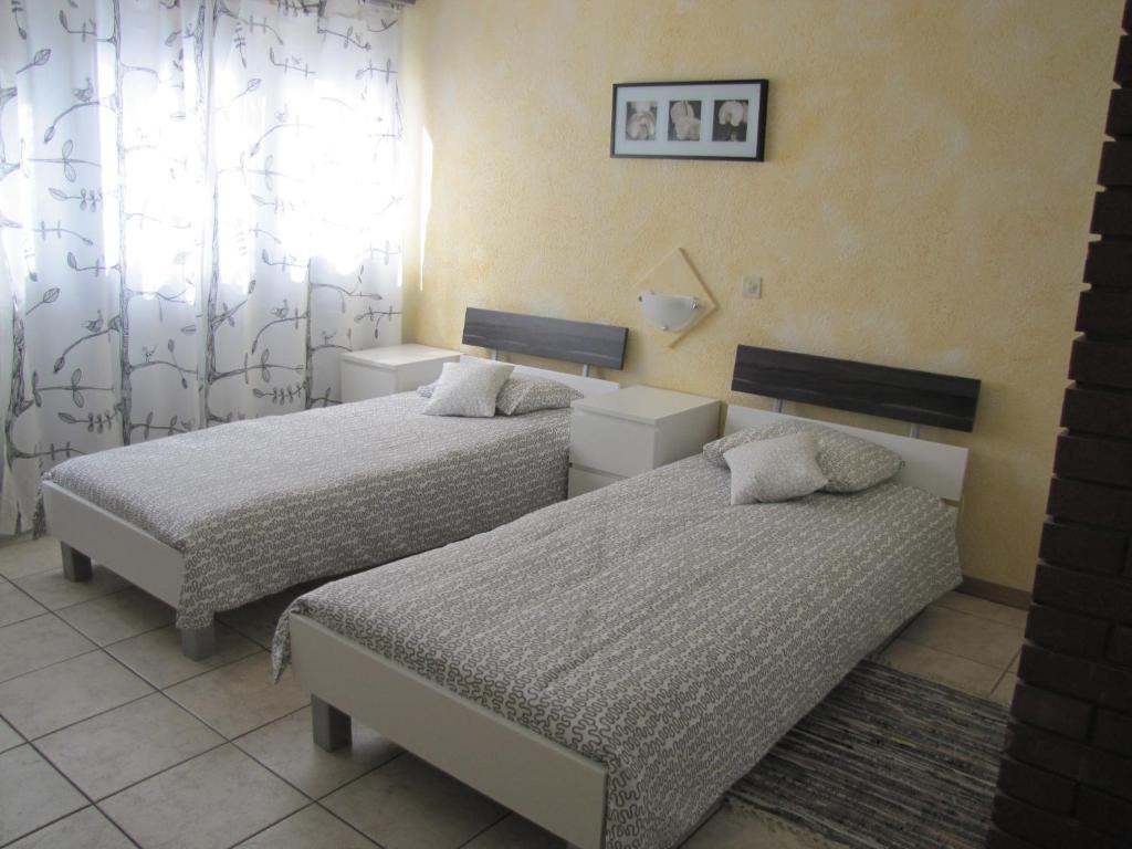 Residence Tell Chiasso Chambre photo